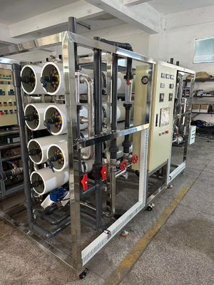 良い値段 150~300 Psi 圧力評価 RO 超濾過前処理と性能のある塩水システム オンライン