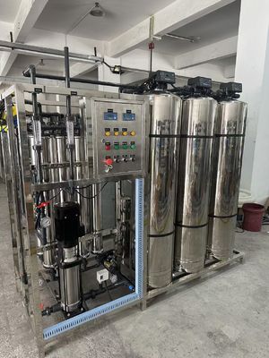 良い値段 380V/50Hz電源 商業用 ROシステム 都市用または井戸用水に最適 オンライン